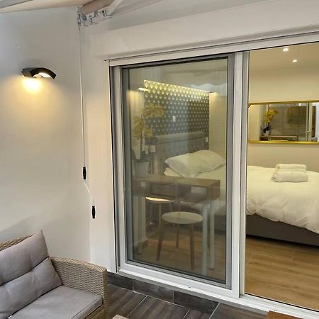 Hideaway Boutique Apartment Athens Exterior photo
